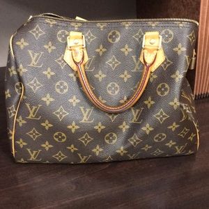 Authentic Luis Vuitton Speedy